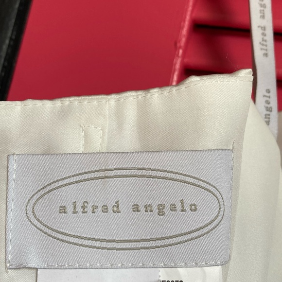 NWT Alfred Angelo Bustier top rhinestone bow Periwinkle lace size 10 - Picture 12 of 16